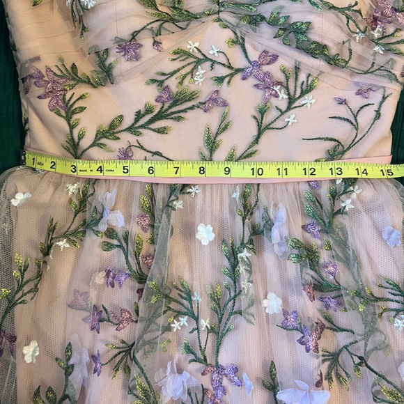 Marchesa Notte Tea length Floral embroidered dress - Picture 9 of 13